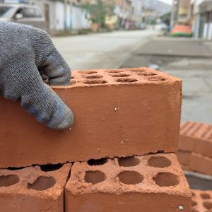 Professionelle Dienstleistungen im Bereich Maurerarbeiten, Renovierungen und Reparaturen
